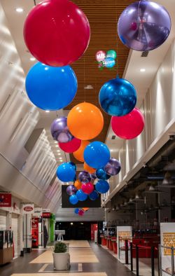 Ballons 80cm suspendus