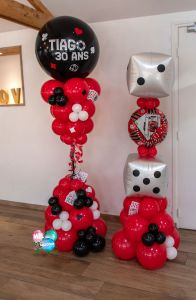Colonnes de ballons personnalisées, événement anniversaire thème Casino au Clos de Florie à Chambéry